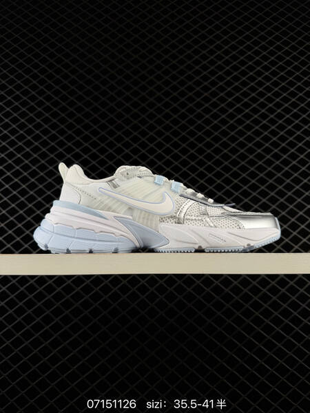 Nike V2K Run white silver light blue EU 35 5-41 running
