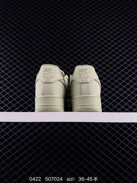 Nike Air Force 1 07 Light Olive Wheat Tan EU 36-45 lifestyle