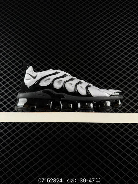 Nike Air Vapormax Plus red white black silver EU 39-47 running