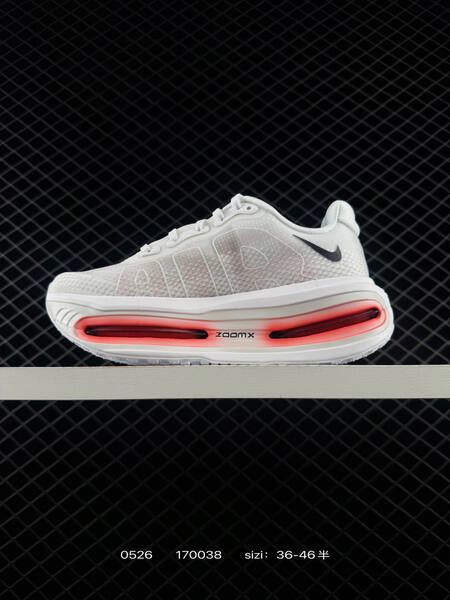 Nike VOMERO PREMIUM ReactX Air Zoom lifestyle