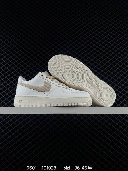 Nike Air Force 1 07 lifestyle