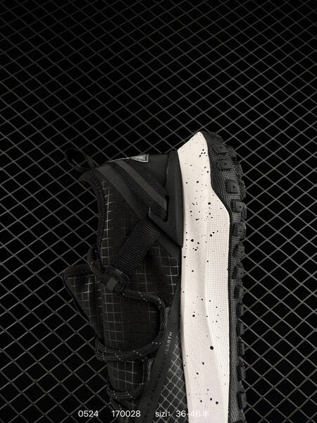 Nike ACG Mountain Fly Low GTX SE black white EU 36-46 trail