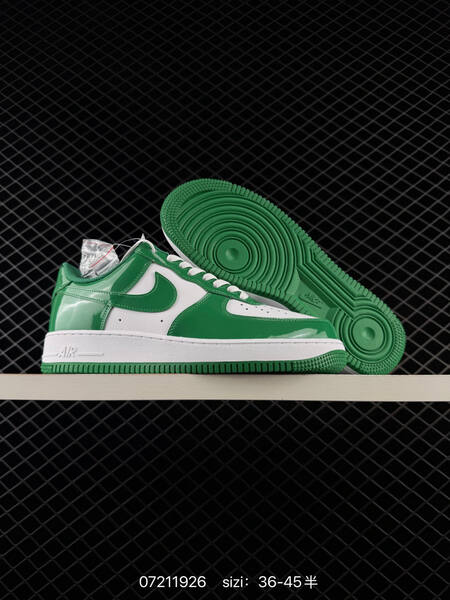 Nike Air Force 1 07 Low metallic silver pale yellow EU 36-45 lifestyle