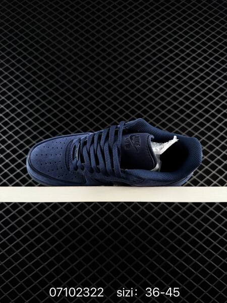 Nike Air Force 1 07 Low navy blue EU 36-45 casual