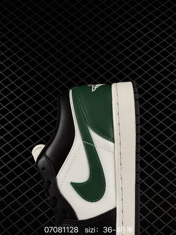 Jordan Air Jordan 1 Low 553558-128 35 5 36 36 5 37 38 5 39 40 40 5 41 42 42 5 43 44 Lifestyle - Unisex (BS-79011)