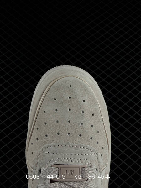 Nike AIR FORCE 1 07 lifestyle