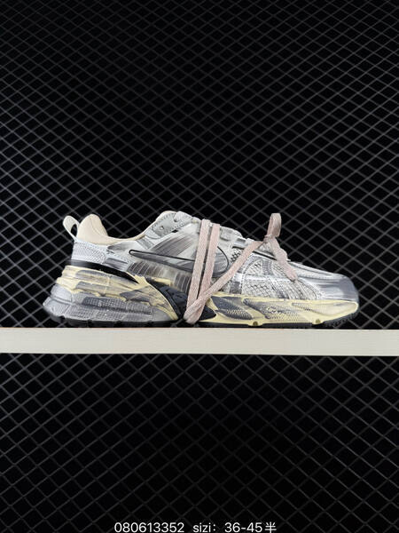 Nike V2K Run silver cream black light pink EU 36-45 running