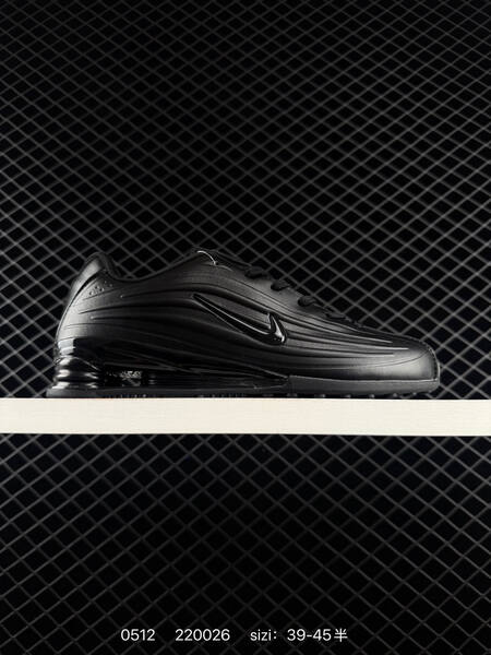 NIKE SHOX Z HQ7540-006 39-45 ID 220026 130 lifestyle