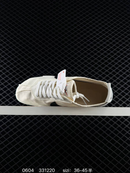 Nike Air Daybreak 1979 cream white light grey black EU 36-45 lifestyle