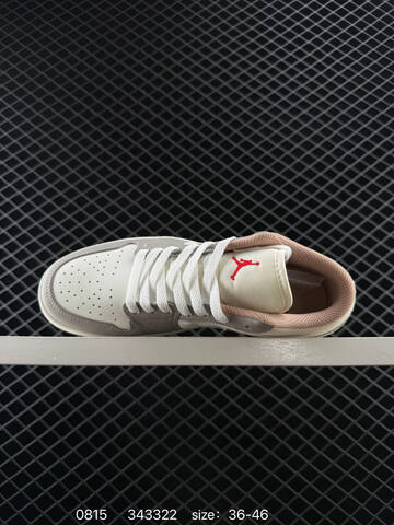 Jordan Air Jordan 1 Low Sail Grey Gum Red EU 36-46 Sneaker - Unisex (BS-80908)