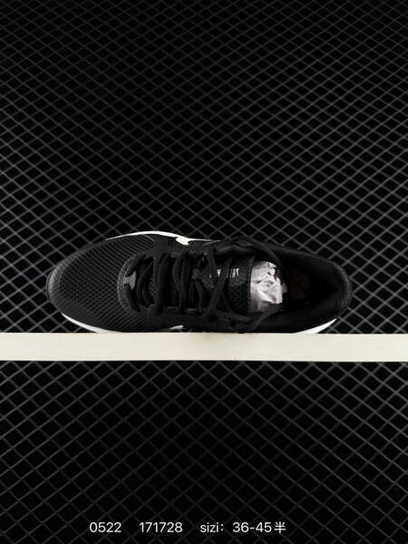 Nike Quest 6 black white EU 36-45 running