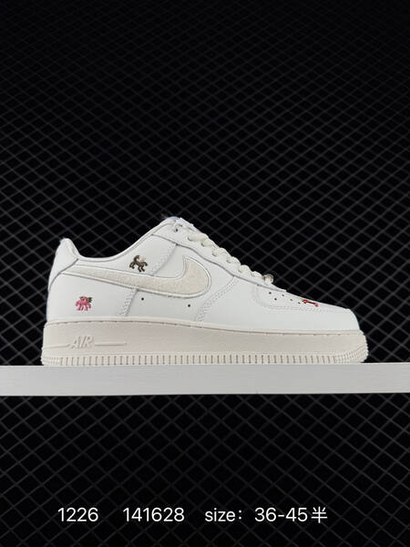 Nike Air Force 1 07 white with red accents 36-45 5 lifestyle