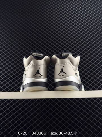 Jordan Air Jordan 5 Wings IO2038-001 Medium Grey Black Silver Off White EU 36-48 5 Basketball Shoe - Unisex (BS-81042)