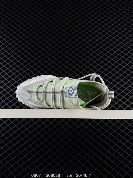 NIKE ACG Mountain Fly Gtx SE DC9045-200 36 36 5 37 5 38 38 5 3 lifestyle