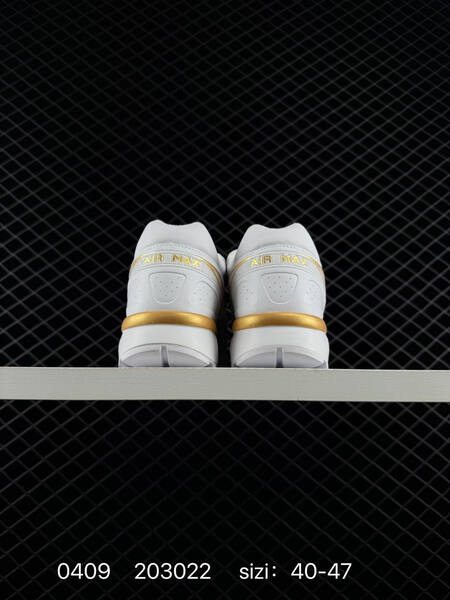 Nike Air Max BW OG White with metallic gold accents EU 40-47 lifestyle