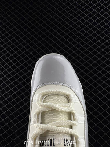 Jordan Air Jordan 11 Retro High Vast Grey Sail Vast Grey White EU 36-47 Basketball Shoe - Unisex (BS-80638)
