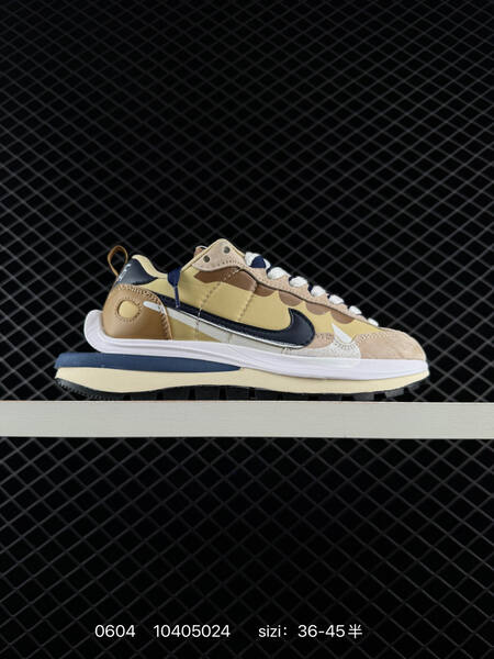 Nike Vaporwaffle Sacai black gum EU 36-45 lifestyle