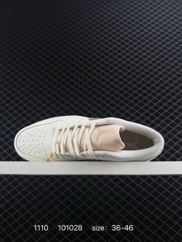 Jordan Air Jordan 1 Low SE White Metallic Gold Cream EU 36-46 Sneaker - Unisex (BS-80308)
