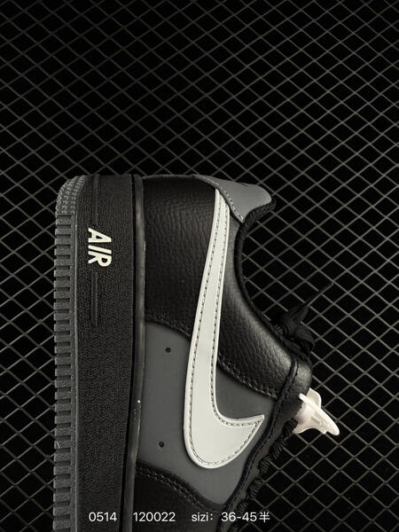 NIKE AIR FORCE 1 07 LV8 IR1475-010 S lifestyle