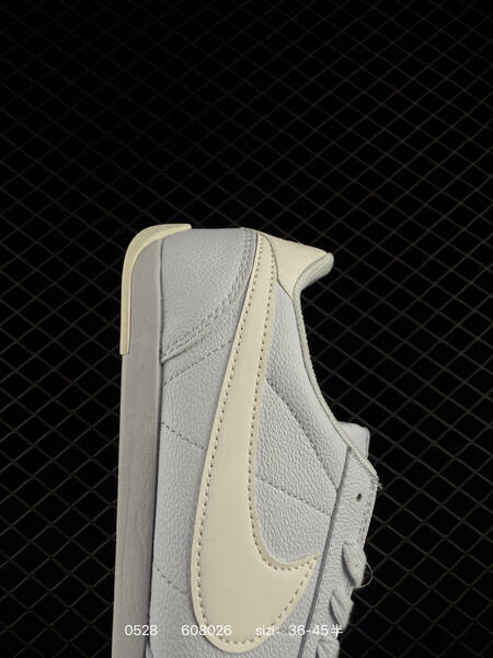 Other NIKE SPRINT SISTER II6984-001 lifestyle