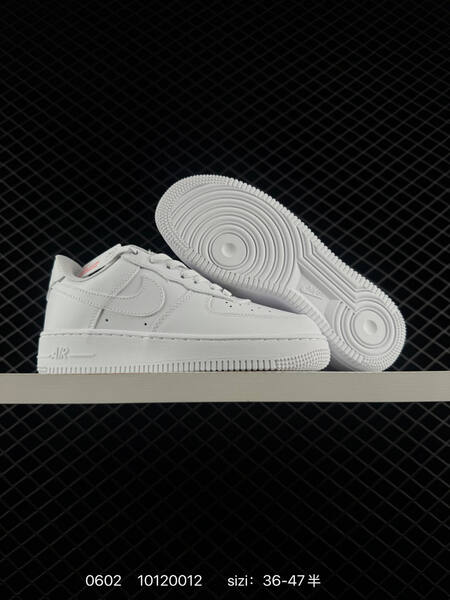 Nike AIR FORCE 1 07 lifestyle