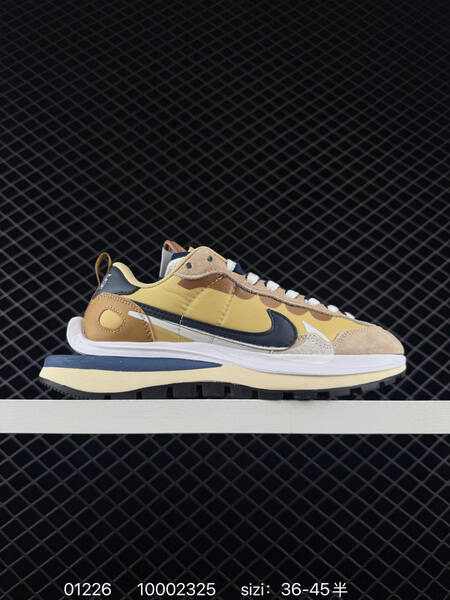 Nike Vaporwaffle Sacai black white cream EU 36-45 running lifestyle