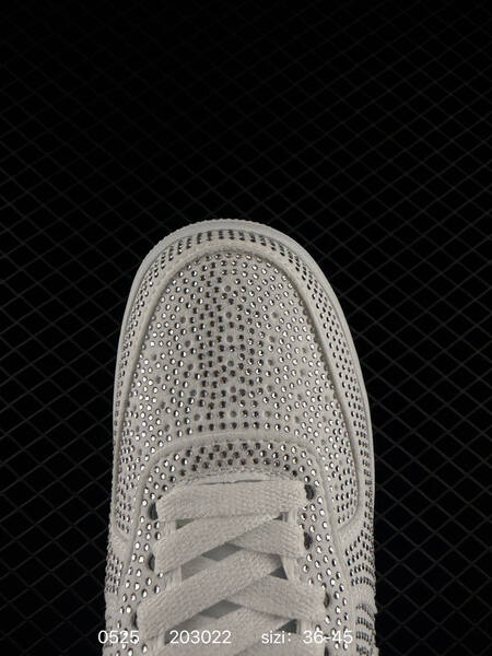 Nike Air Force 1 07 Low white silver EU 36-45 lifestyle
