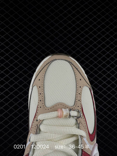 Nike V5 RNR beige cream with red and pink accents EU 36-45 running lifestyle