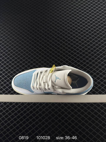 Jordan HQ2004-400 Air Jordan 1 Low White Light Blue Sail Gum EU 36-46 Sneaker - Unisex (BS-80876)