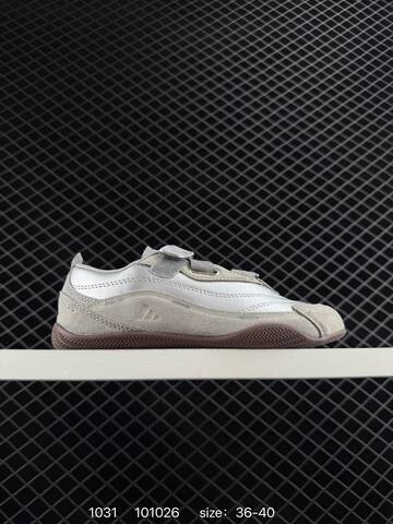 Other Adidas FOS URBAN REVERIE Lifestyle (BS-77450)