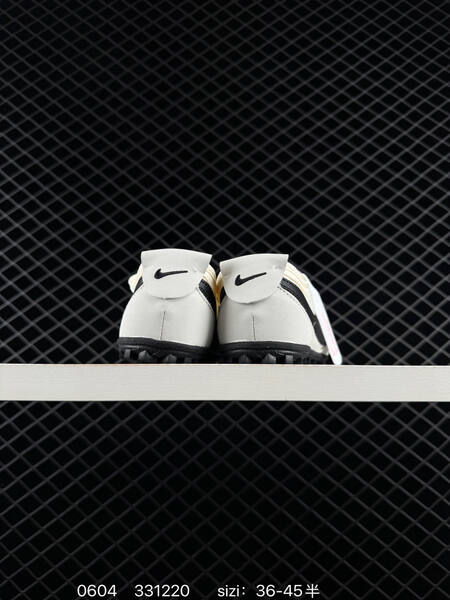 Nike Air Daybreak 1979 cream white light grey black EU 36-45 lifestyle