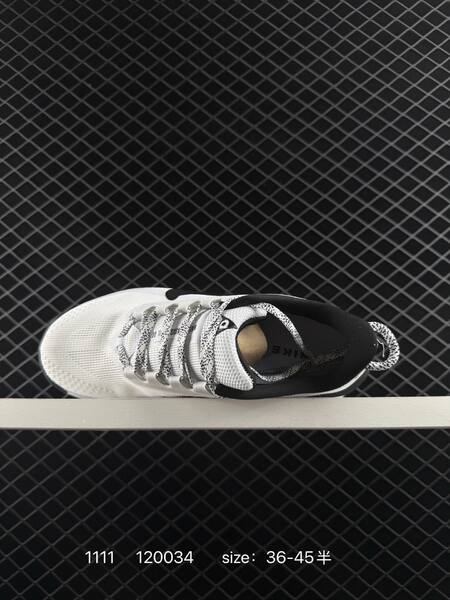 Nike ReactX Pegasus Trail 6 White Black EU 36-45 lifestyle