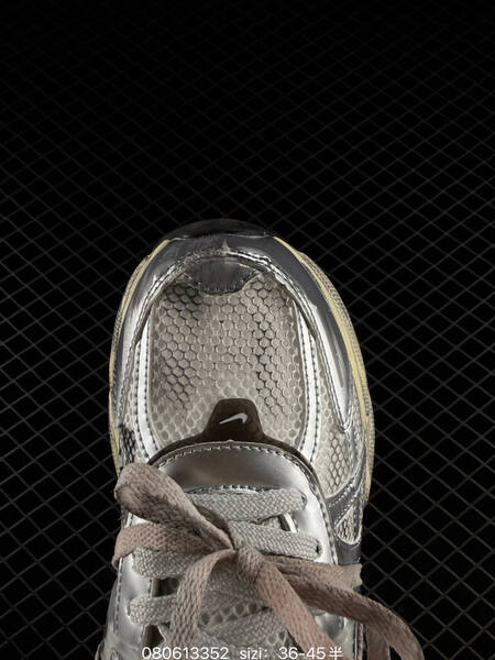 Nike V2K Run silver cream black light pink EU 36-45 running