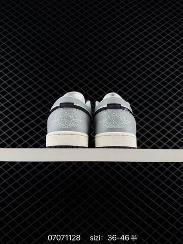 Nike Air Jordan 1 Low Lifestyle (BS-70372)