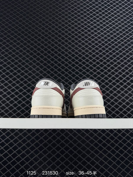 Nike Dunk SB Low cream white with burgundy accents and gray outsole 36-45 skate lifestyle