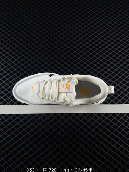 Nike Vomero 18 ReactX Air Zoom Rea lifestyle