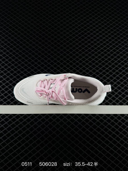 Nike Vomero Plus Swoosh lifestyle