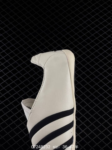 Other Adidas Pharrell Williams VIRGINIA VARIO FLAT EARTHER Kl7668 LD 8232 S Lifestyle (BS-74806)