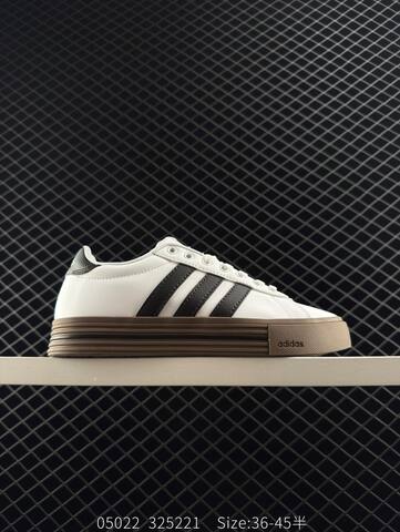 Other Adidas DAILY 4 0 DAILY 4 0 JR0080 36 36 5 37 38 38 5 39 40 40 5 41 42 Lifestyle - Unisex (BS-78606)