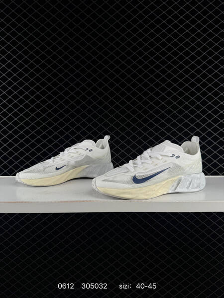 Nike Ava Rover white cream navy silver EU 40-45 running