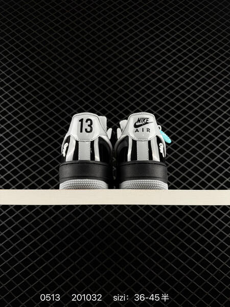 Nike Air Force 1 07 lifestyle