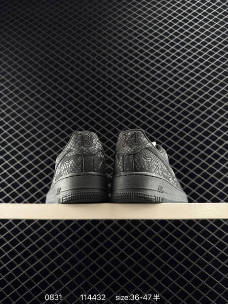 Nike Air Force 1 07 Low Black snakeskin EU 36-47 lifestyle
