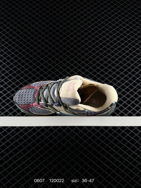 Other Nike V5 RNR IU3431-001 ID 120022 lifestyle