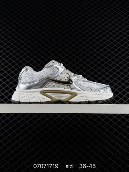Nike V5 Runner white cream black silver light blue EU 36-45 running