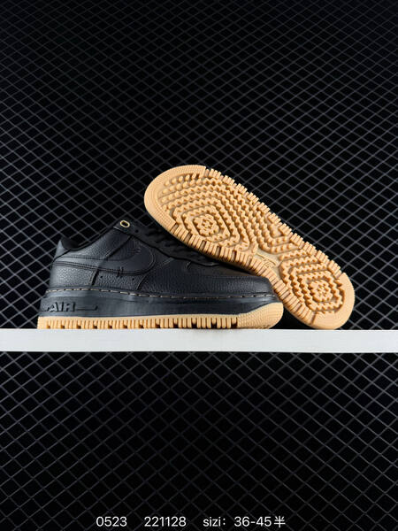 Nike Air Force 1 Low Luxe 1982 lifestyle