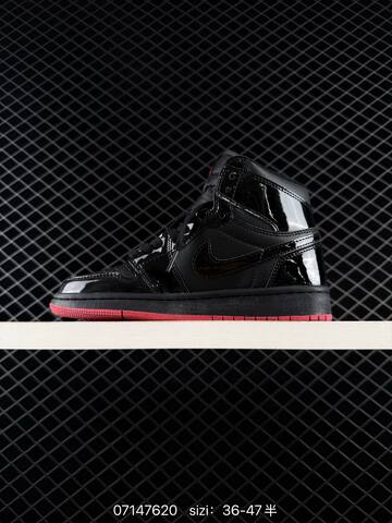 NIKE AIR JORDAN 1 MID Lifestyle (BS-70247)