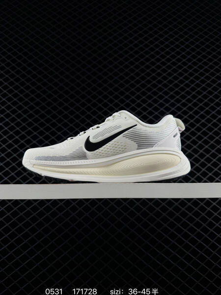 Nike Vomero 18 ReactX Air Zoom Rea lifestyle