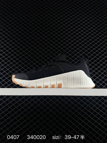 Nike Free Metcon 6 Triple White Black White Gum EU 39-47 half sizes available training