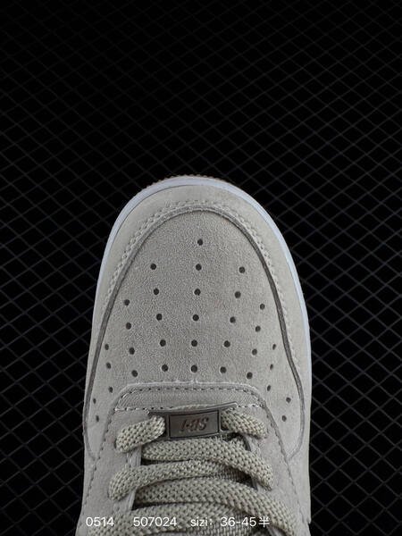 Nike Air Force 1 07 lifestyle