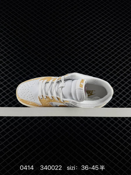 Nike Dunk Low Sail Brown Suede white brown with gold mini swoosh EU 36-45 half sizes available skate lifestyle